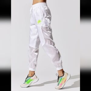 Nike Rare All White Mesh Joggers Athletic Sweat Pants Womens Extra Small-Small